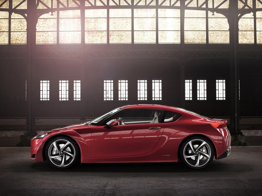  Toyota FT-86 Concept 2009 года  (фото 35 из 40)